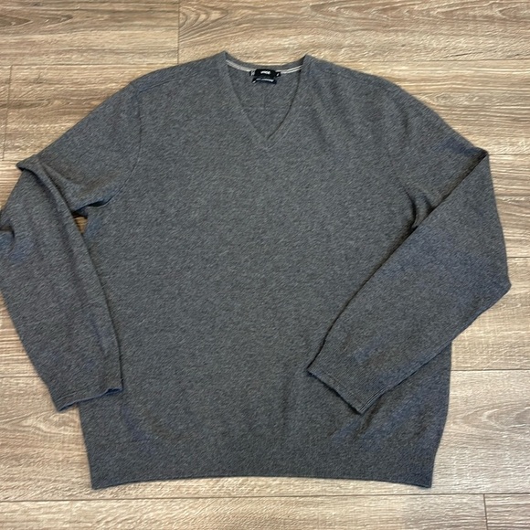 VINCE 100% Cashmere V-Neck Grey Sweater - Picture 1 of 3